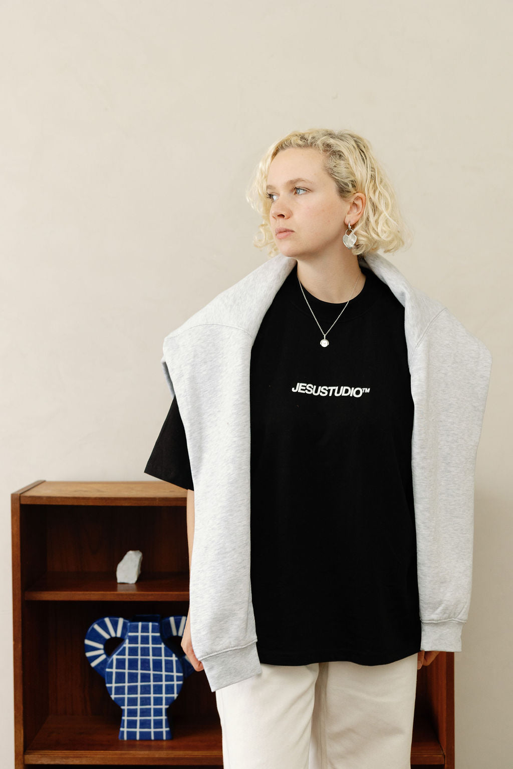 "FAVOUR" T-Shirt