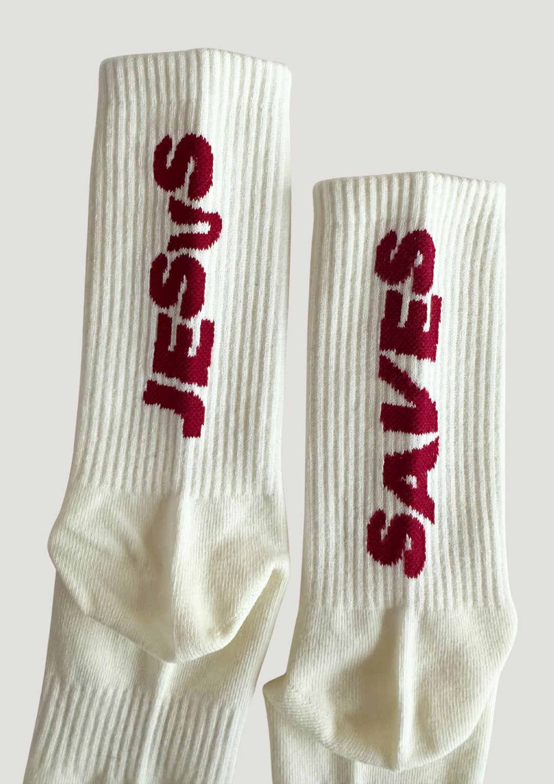 "JESUS SAVES" Socks cherry