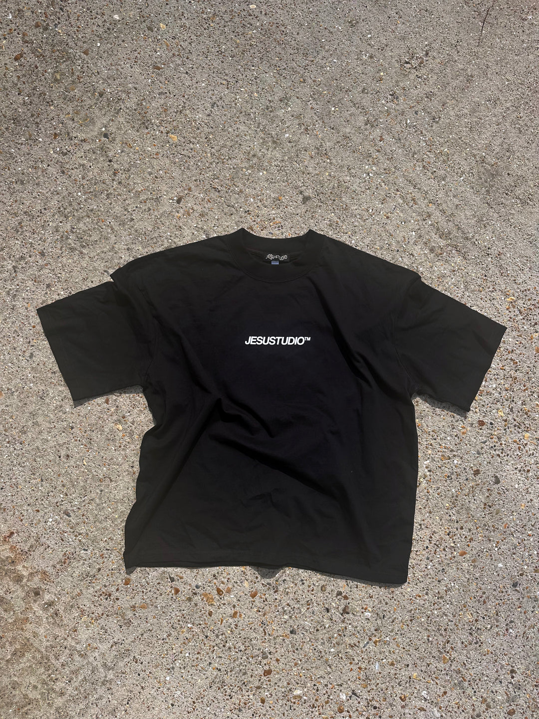 "FAVOUR" T-Shirt